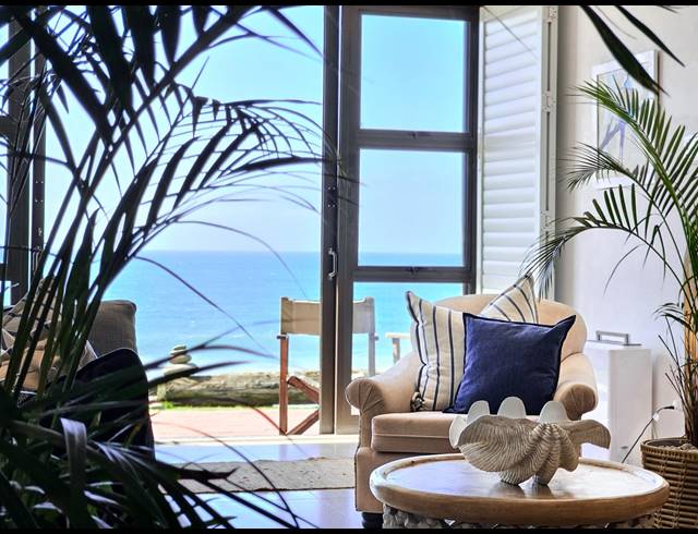2 BEDROOM APARTMENT FOR SALE IN SHEFFIELD BEACH